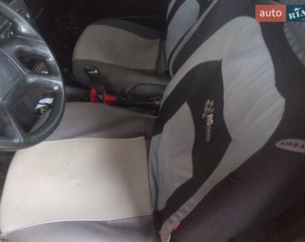 Червоний Сеат Toledo, об'ємом двигуна 1.6 л та пробігом 300 тис. км за 1000 $, фото 3 на Automoto.ua