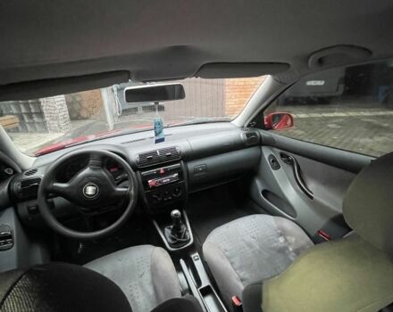 Красный Сеат Толедо, объемом двигателя 1.9 л и пробегом 329 тыс. км за 1500 $, фото 4 на Automoto.ua