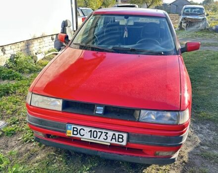 Сеат Толедо 1993 в Львове на Automoto.ua Красный Сеат Толедо, объемом двигателя 1.8 л и пробегом 270 тыс. км за 950 $, фото 3 на Automoto.ua
