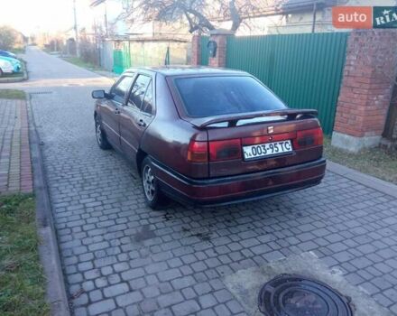 Красный Сеат Толедо, объемом двигателя 1.9 л и пробегом 370 тыс. км за 1350 $, фото 5 на Automoto.ua