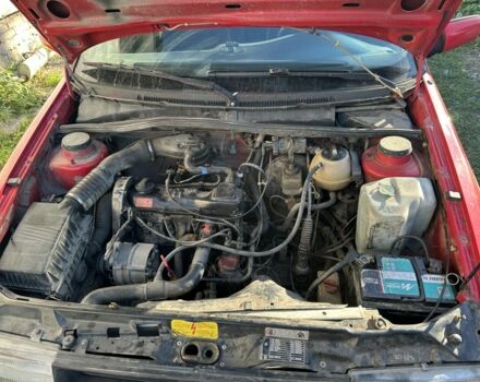 Сеат Толедо 1993 в Львове на Automoto.ua Красный Сеат Толедо, объемом двигателя 1.8 л и пробегом 270 тыс. км за 950 $, фото 4 на Automoto.ua