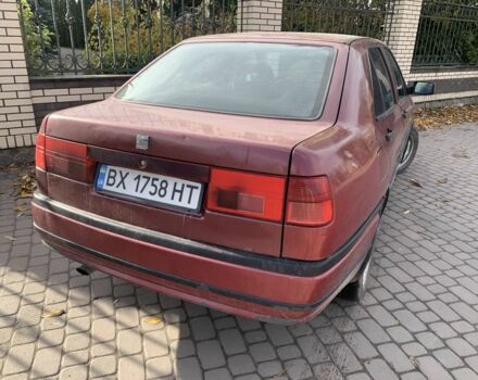 Сеат Toledo 1993 у Шепетовке на Automoto.ua Червоний Сеат Toledo, об'ємом двигуна 1.9 л та пробігом 415 тис. км за 950 $, фото 1 на Automoto.ua