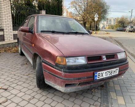 Сеат Toledo 1993 у Шепетовке на Automoto.ua Червоний Сеат Toledo, об'ємом двигуна 1.9 л та пробігом 415 тис. км за 950 $, фото 5 на Automoto.ua
