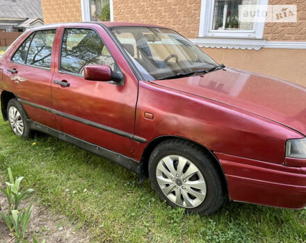 Червоний Сеат Toledo, об'ємом двигуна 1.8 л та пробігом 328 тис. км за 1400 $, фото 1 на Automoto.ua