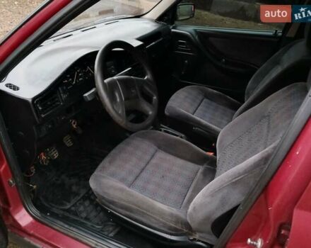 Червоний Сеат Toledo, об'ємом двигуна 1.9 л та пробігом 300 тис. км за 1550 $, фото 16 на Automoto.ua