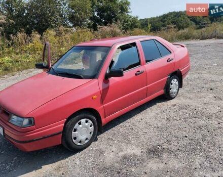Красный Сеат Толедо, объемом двигателя 1.6 л и пробегом 309 тыс. км за 1350 $, фото 6 на Automoto.ua