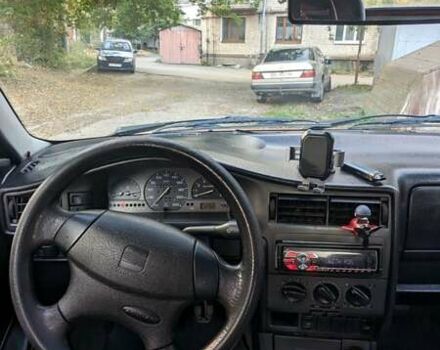 Червоний Сеат Toledo, об'ємом двигуна 1.6 л та пробігом 311 тис. км за 1600 $, фото 4 на Automoto.ua