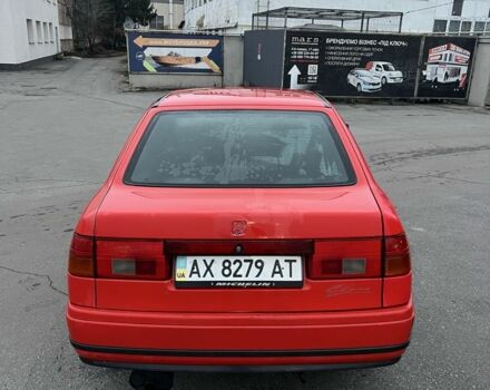 Червоний Сеат Toledo, об'ємом двигуна 1.6 л та пробігом 301 тис. км за 1200 $, фото 2 на Automoto.ua