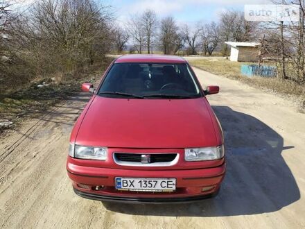 Червоний Сеат Toledo, об'ємом двигуна 1.6 л та пробігом 205 тис. км за 2699 $, фото 1 на Automoto.ua