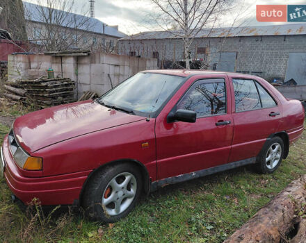 Красный Сеат Толедо, объемом двигателя 1.6 л и пробегом 351 тыс. км за 1000 $, фото 1 на Automoto.ua