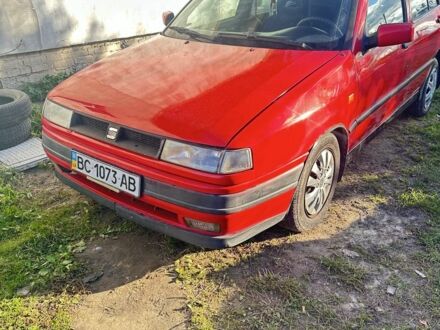 Красный Сеат Толедо, объемом двигателя 1.8 л и пробегом 270 тыс. км за 950 $, фото 1 на Automoto.ua