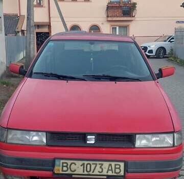 Червоний Сеат Toledo, об'ємом двигуна 1.8 л та пробігом 240 тис. км за 950 $, фото 1 на Automoto.ua
