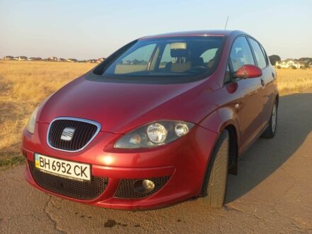 Сеат Toledo 2005 у Одесі на Automoto.ua Червоний Сеат Toledo, об'ємом двигуна 1.6 л та пробігом 300 тис. км за 6000 $, фото 1 на Automoto.ua
