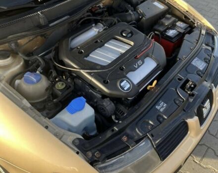 Желтый Сеат Толедо, объемом двигателя 2.3 л и пробегом 210 тыс. км за 3700 $, фото 5 на Automoto.ua