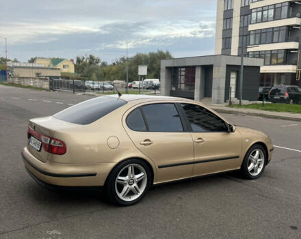 Желтый Сеат Толедо, объемом двигателя 2.3 л и пробегом 205 тыс. км за 3499 $, фото 3 на Automoto.ua