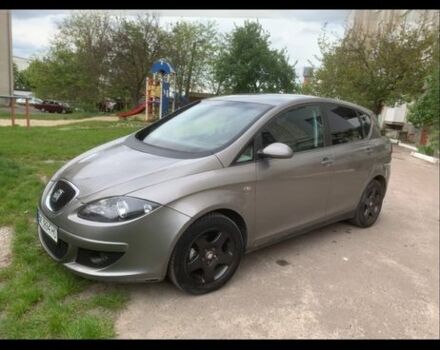 Серый Сеат Толедо, объемом двигателя 2 л и пробегом 300 тыс. км за 3800 $, фото 5 на Automoto.ua