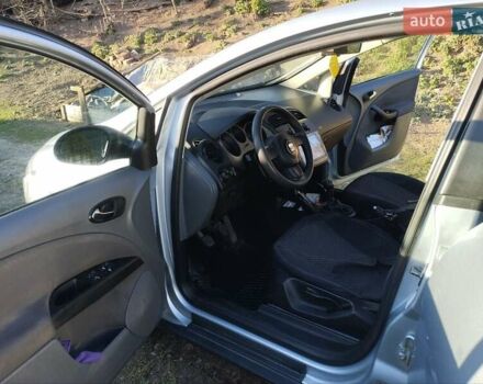Сірий Сеат Toledo, об'ємом двигуна 1.6 л та пробігом 274 тис. км за 4950 $, фото 1 на Automoto.ua