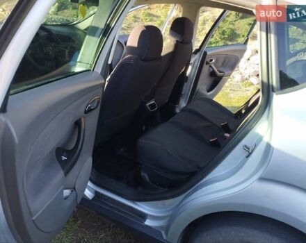 Сірий Сеат Toledo, об'ємом двигуна 1.6 л та пробігом 274 тис. км за 4950 $, фото 4 на Automoto.ua