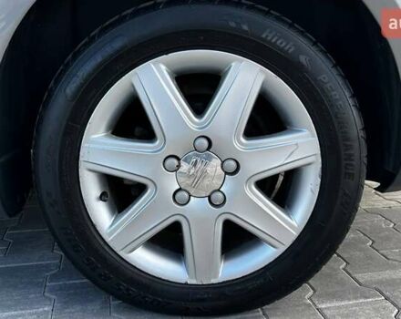 Серый Сеат Толедо, объемом двигателя 1.6 л и пробегом 201 тыс. км за 4990 $, фото 48 на Automoto.ua