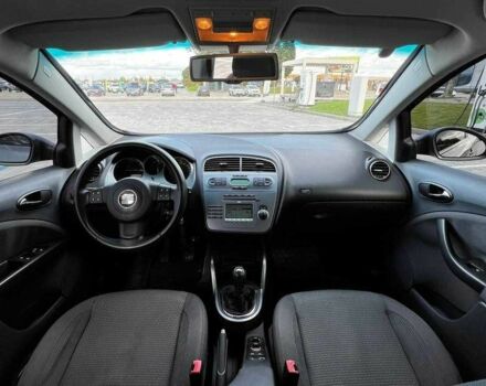 Сірий Сеат Toledo, об'ємом двигуна 1.6 л та пробігом 201 тис. км за 4990 $, фото 21 на Automoto.ua