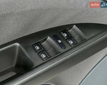 Серый Сеат Толедо, объемом двигателя 1.6 л и пробегом 201 тыс. км за 4790 $, фото 12 на Automoto.ua