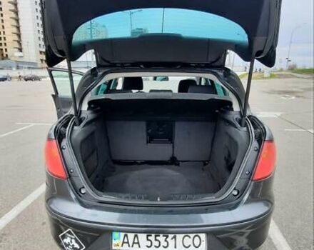 Сірий Сеат Toledo, об'ємом двигуна 1.6 л та пробігом 250 тис. км за 5100 $, фото 2 на Automoto.ua