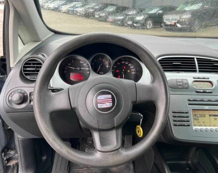 Сірий Сеат Toledo, об'ємом двигуна 1.6 л та пробігом 217 тис. км за 4990 $, фото 19 на Automoto.ua