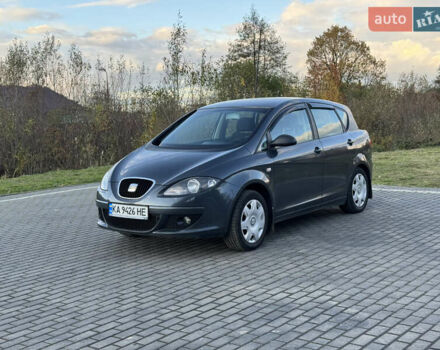 Серый Сеат Толедо, объемом двигателя 1.6 л и пробегом 120 тыс. км за 5250 $, фото 1 на Automoto.ua