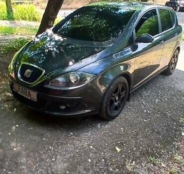 Серый Сеат Толедо, объемом двигателя 1.6 л и пробегом 129 тыс. км за 6500 $, фото 1 на Automoto.ua