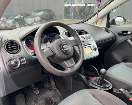 Сірий Сеат Toledo, об'ємом двигуна 1.6 л та пробігом 217 тис. км за 4990 $, фото 17 на Automoto.ua