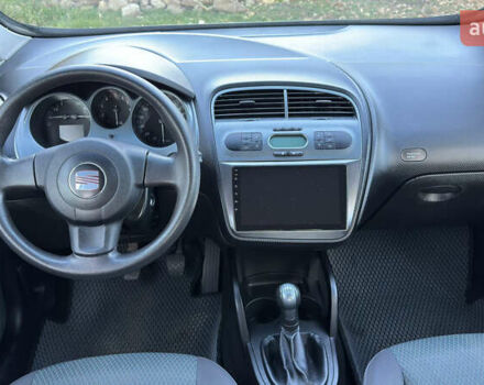 Серый Сеат Толедо, объемом двигателя 1.6 л и пробегом 120 тыс. км за 5250 $, фото 15 на Automoto.ua