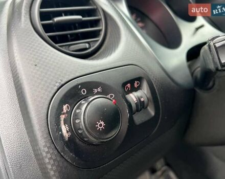 Сірий Сеат Toledo, об'ємом двигуна 1.6 л та пробігом 217 тис. км за 4990 $, фото 17 на Automoto.ua