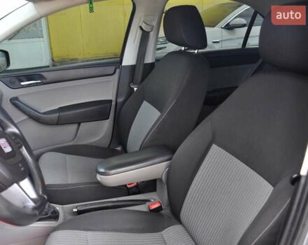 Сеат Toledo 2013 у Львові на Automoto.ua Сірий Сеат Toledo, об'ємом двигуна 1.2 л та пробігом 240 тис. км за 5999 $, фото 17 на Automoto.ua