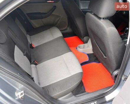 Сеат Toledo 2013 у Львові на Automoto.ua Сірий Сеат Toledo, об'ємом двигуна 1.2 л та пробігом 240 тис. км за 5999 $, фото 22 на Automoto.ua