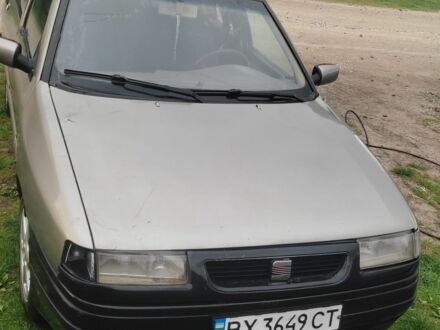 Сірий Сеат Toledo, об'ємом двигуна 0.18 л та пробігом 300 тис. км за 524 $, фото 1 на Automoto.ua