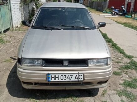 Сеат Toledo 1994 у Херсоні на Automoto.ua Сірий Сеат Toledo, об'ємом двигуна 1.6 л та пробігом 1 тис. км за 1203 $, фото 1 на Automoto.ua