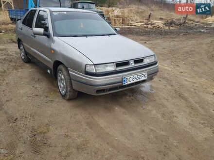 Сеат Toledo 1994 у Самборе на Automoto.ua Сірий Сеат Toledo, об'ємом двигуна 1.98 л та пробігом 260 тис. км за 1000 $, фото 1 на Automoto.ua