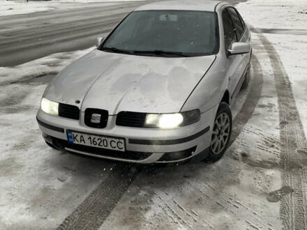 Серый Сеат Толедо, объемом двигателя 1.8 л и пробегом 394 тыс. км за 2222 $, фото 1 на Automoto.ua