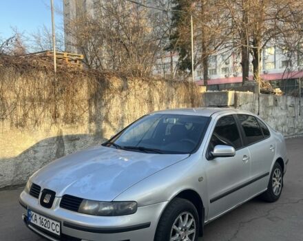 Сірий Сеат Toledo, об'ємом двигуна 1.8 л та пробігом 396 тис. км за 3250 $, фото 1 на Automoto.ua