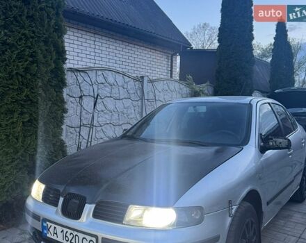 Серый Сеат Толедо, объемом двигателя 1.78 л и пробегом 400 тыс. км за 1850 $, фото 1 на Automoto.ua