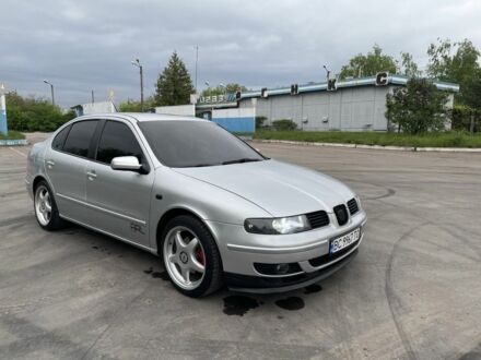 Сеат Toledo 2001 у Львові на Automoto.ua Сірий Сеат Toledo, об'ємом двигуна 1.9 л та пробігом 388 тис. км за 4500 $, фото 1 на Automoto.ua
