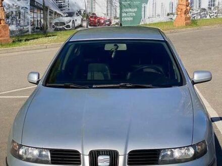 Сеат Toledo 2002 у Дніпро (Дніпропетровську) на Automoto.ua Сірий Сеат Toledo, об'ємом двигуна 1.6 л та пробігом 178 тис. км за 3400 $, фото 1 на Automoto.ua
