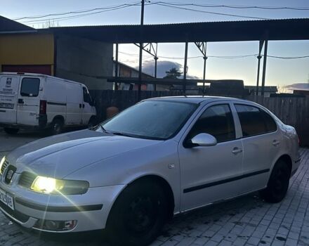 Сірий Сеат Toledo, об'ємом двигуна 1.8 л та пробігом 300 тис. км за 2200 $, фото 1 на Automoto.ua