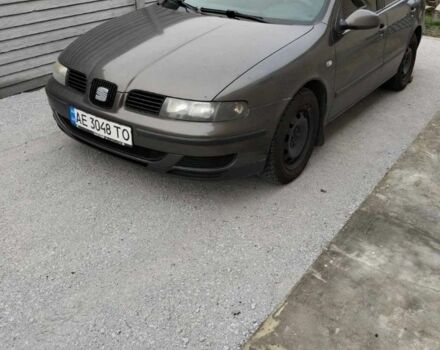 Серый Сеат Толедо, объемом двигателя 1.6 л и пробегом 195 тыс. км за 5000 $, фото 1 на Automoto.ua