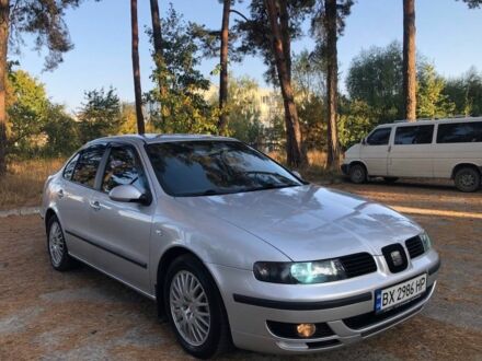 Сеат Толедо 2004 в Нетешине на Automoto.ua Серый Сеат Толедо, объемом двигателя 1.9 л и пробегом 291 тыс. км за 4099 $, фото 1 на Automoto.ua