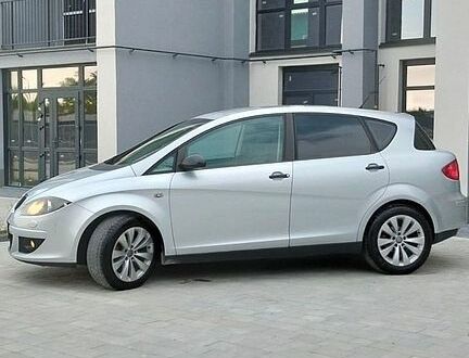 Сірий Сеат Toledo, об'ємом двигуна 1.6 л та пробігом 250 тис. км за 4200 $, фото 1 на Automoto.ua
