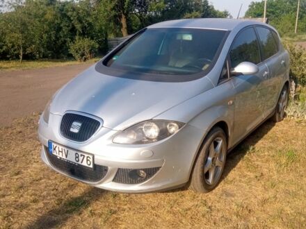 Сеат Толедо 2005 в Ровно на Automoto.ua Серый Сеат Толедо, объемом двигателя 0 л и пробегом 353 тыс. км за 3000 $, фото 1 на Automoto.ua