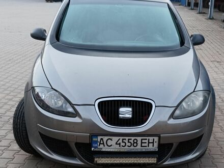 Сеат Толедо 2006 в Млынове на Automoto.ua Серый Сеат Толедо, объемом двигателя 1.6 л и пробегом 380 тыс. км за 4000 $, фото 1 на Automoto.ua