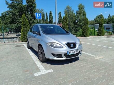 Сеат Toledo 2008 у Кременчуге на Automoto.ua Сірий Сеат Toledo, об'ємом двигуна 1.6 л та пробігом 350 тис. км за 4000 $, фото 1 на Automoto.ua