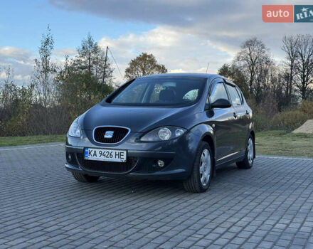 Серый Сеат Толедо, объемом двигателя 1.6 л и пробегом 120 тыс. км за 5250 $, фото 1 на Automoto.ua